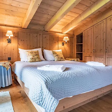 Orleans 1 By Interhome