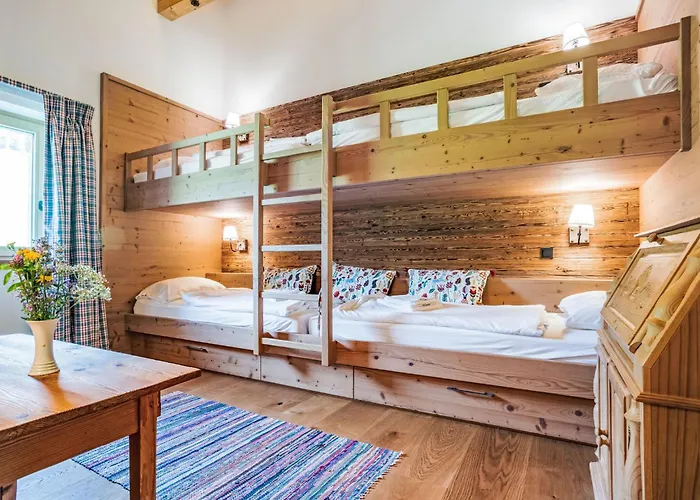 Daire Orleans 1 By Interhome *